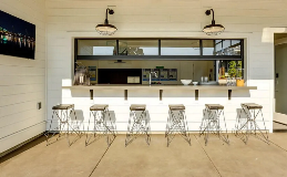 Avante AV | Full View Windows in Bar Counter Application