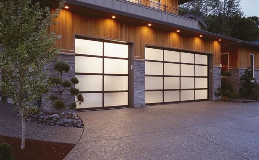 Avante AV | Full View Windows with Obscure Glass in Black Finish